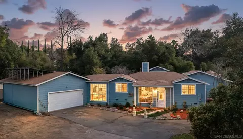 1553 Ranchwood Ln, Fallbrook, CA 92028