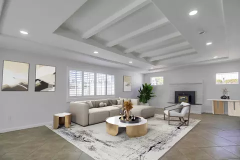 Living - 838 David Dr, Chula Vista, CA 91910 photo 3 of 11