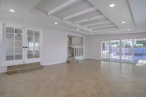 Living - 838 David Dr, Chula Vista, CA 91910 photo 9 of 11