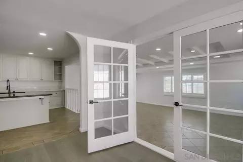 Entry Way - 838 David Dr, Chula Vista, CA 91910 photo 2 of 2