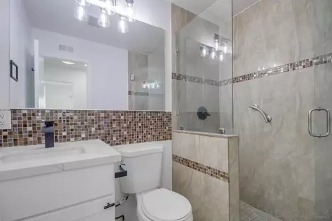 Bath - 838 David Dr, Chula Vista, CA 91910 photo 1 of 4