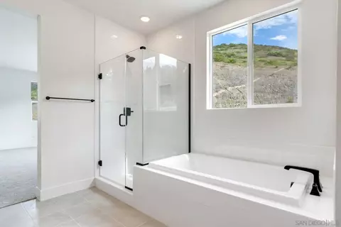 Bath - 703 Meadowood St #LOT 327, Fallbrook, CA 92028 photo 3 of 3
