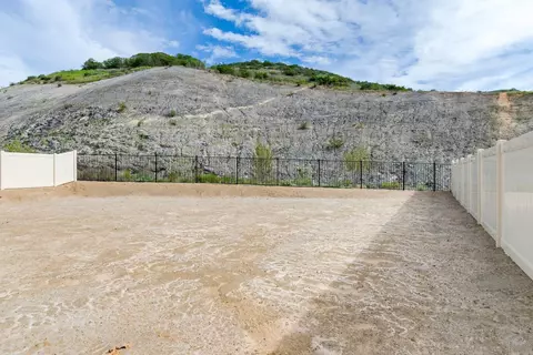 Exterior - 703 Meadowood St #LOT 327, Fallbrook, CA 92028 photo 4 of 4