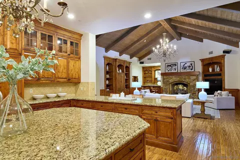 Kitchen - 14155 Biscayne Pl, Poway, CA 92064 photo 2 of 6