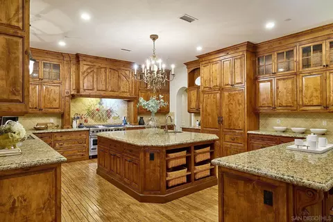 Kitchen - 14155 Biscayne Pl, Poway, CA 92064 photo 3 of 6