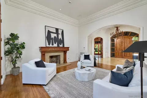 Living - 14155 Biscayne Pl, Poway, CA 92064 photo 2 of 5