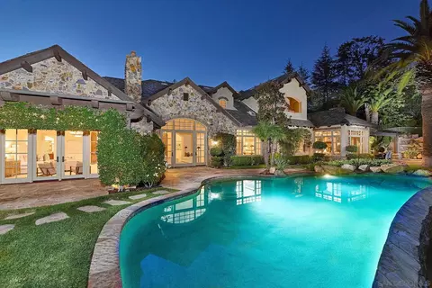 Exterior - 14155 Biscayne Pl, Poway, CA 92064 photo 2 of 20