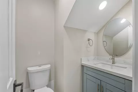 Bath - 7125 Waite Dr, La Mesa, CA 91941 photo 1 of 2