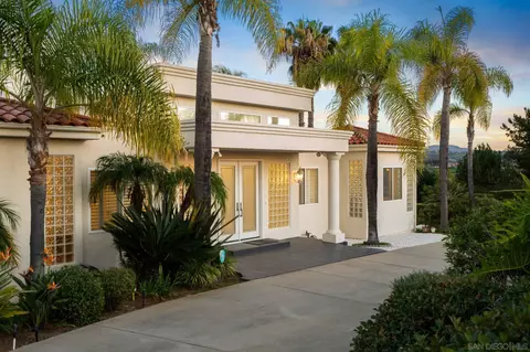 Exterior - 4462 Fallsbrae Rd, Fallbrook, CA 92028 photo 1 of 14