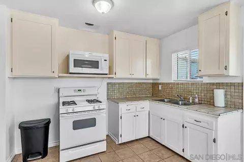Kitchen - 260 E St, Chula Vista, CA 91910 photo 6 of 6