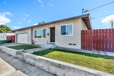 Exterior - 260 E St, Chula Vista, CA 91910 photo 3 of 6