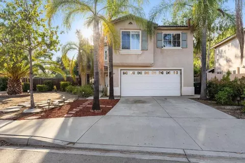 609 Jacks Creek Rd, Escondido, CA 92027