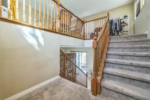 Entry Way - 3152 Beven Dr, Escondido, CA 92027 photo 3 of 7