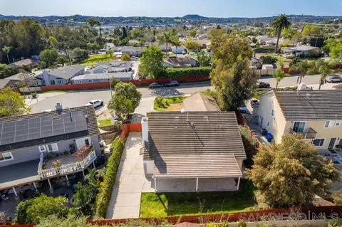 View/Area - 1723 Wildflower, Vista, CA 92083 photo 3 of 4