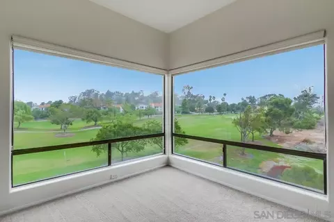12122 Royal Birkdale Row #403, San Diego, CA 92128