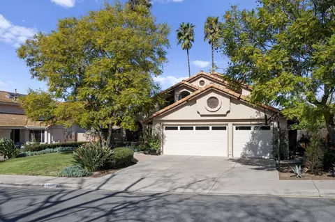 Exterior - 13972 Poway Valley Rd, Poway, CA 92064 photo 2 of 12
