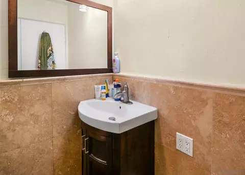 Bath - 2820 Highlands Blvd, Spring Valley, CA 91977 photo 2 of 2