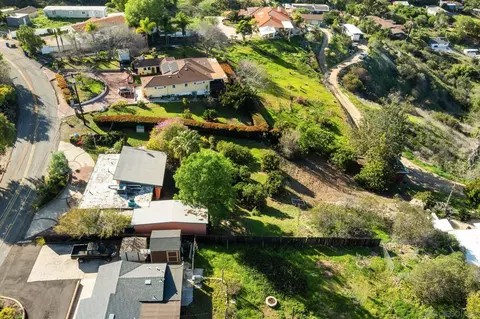 View/Area - 2820 Highlands Blvd, Spring Valley, CA 91977 photo 6 of 6