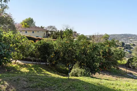 Exterior - 2820 Highlands Blvd, Spring Valley, CA 91977 photo 17 of 20