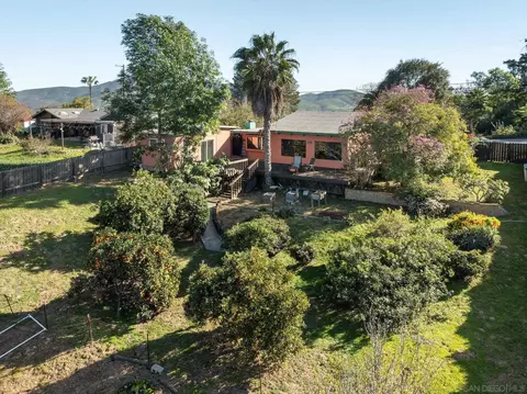 Exterior - 2820 Highlands Blvd, Spring Valley, CA 91977 photo 18 of 20