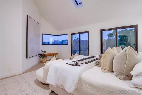 Bedroom - 1429 Trabert Ranch Rd, Encinitas, CA 92024 photo 2 of 4
