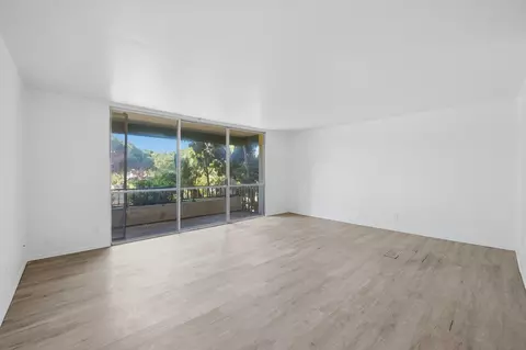 Living - 6455 La Jolla Blvd #155, La Jolla, CA 92037 photo 4 of 7