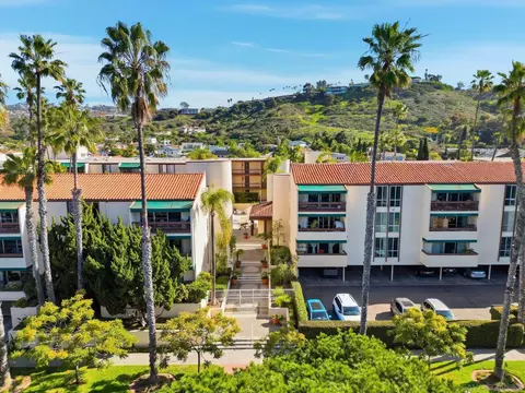 View/Area - 6455 La Jolla Blvd #155, La Jolla, CA 92037 photo 3 of 7