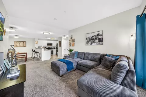 Living - 44706 Adam Ln, Temecula, CA 92592 photo 4 of 5