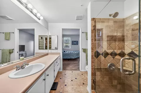 Bath - 44706 Adam Ln, Temecula, CA 92592 photo 2 of 4