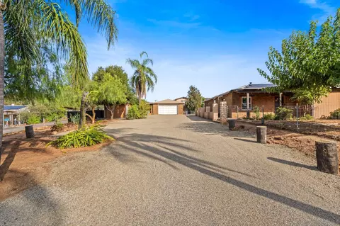 Exterior - 1550 Keyes Rd, Ramona, CA 92065 photo 17 of 17