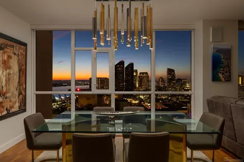 325 7th Ave #2204, San Diego, CA 92101