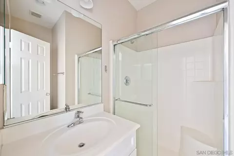 Bath - 5074 Cascade Way #102, Oceanside, CA 92057 photo 3 of 3