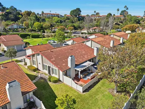 View/Area - 1926 Springdale Ln, Encinitas, CA 92024 photo 1 of 6