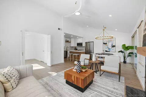Living - 1926 Springdale Ln, Encinitas, CA 92024 photo 3 of 3