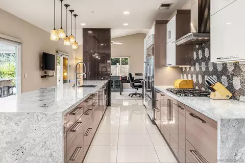 Kitchen - 15710 Zeigler Ct, Ramona, CA 92065 photo 2 of 5