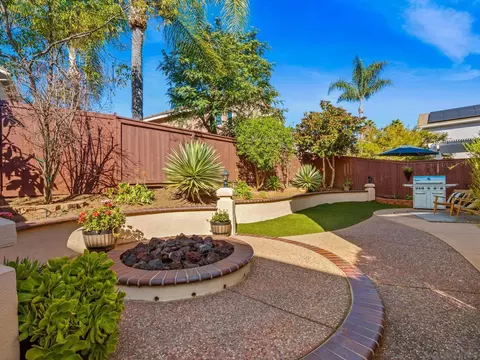 Exterior - 8754 Gracilior Pl, Escondido, CA 92026 photo 4 of 7