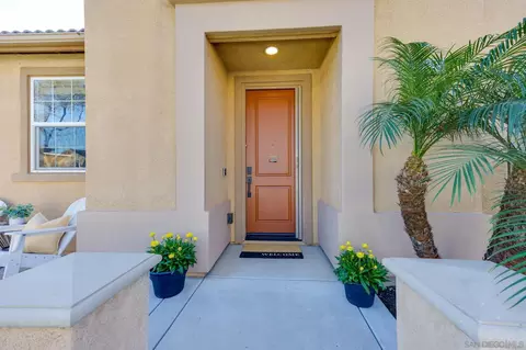 Entry Way - 3595 Glen Ave, Carlsbad, CA 92010 photo 1 of 4