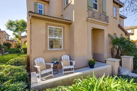 Exterior - 3595 Glen Ave, Carlsbad, CA 92010 photo 4 of 15