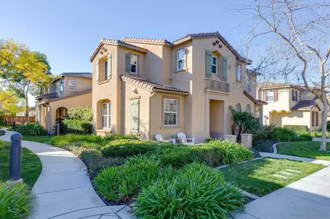 Exterior - 3595 Glen Ave, Carlsbad, CA 92010 photo 2 of 15