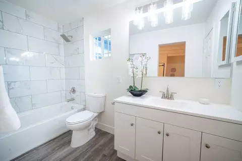 Bath - 1654 Walbollen St, Spring Valley, CA 91977 photo 1 of 2