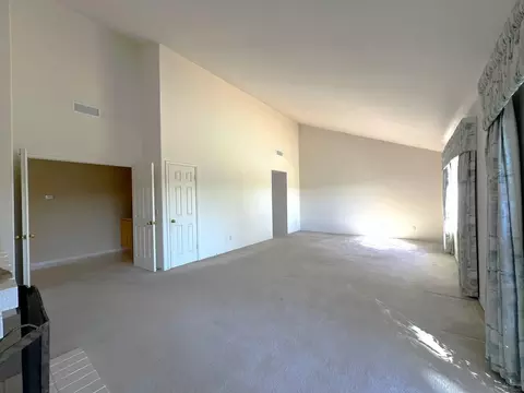 Living - 14109 Arbolitos Dr, Poway, CA 92064 photo 9 of 13