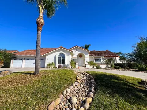 Exterior - 14109 Arbolitos Dr, Poway, CA 92064 photo 2 of 12