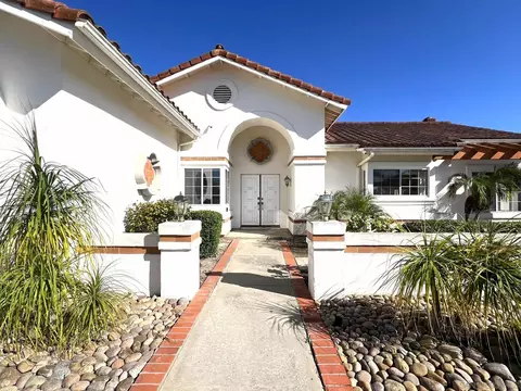 Exterior - 14109 Arbolitos Dr, Poway, CA 92064 photo 3 of 12