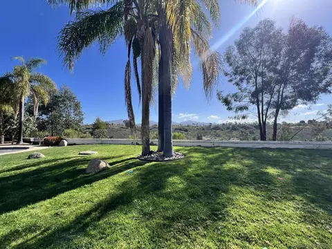 Exterior - 14109 Arbolitos Dr, Poway, CA 92064 photo 8 of 12