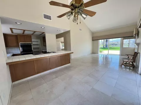 Living - 14109 Arbolitos Dr, Poway, CA 92064 photo 7 of 13