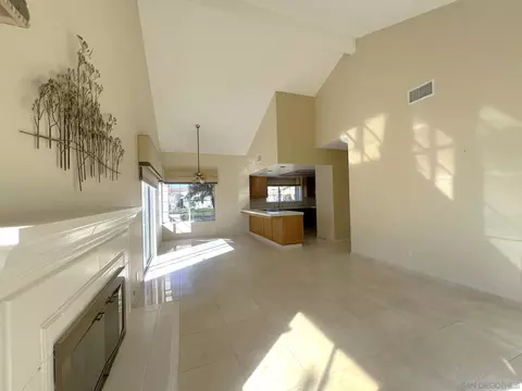 Living - 14109 Arbolitos Dr, Poway, CA 92064 photo 6 of 13