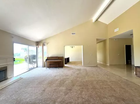 Living - 14109 Arbolitos Dr, Poway, CA 92064 photo 3 of 13