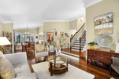 Living - 690 False Point Ct, Chula Vista, CA 91911 photo 4 of 4