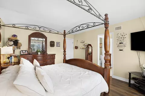 Bedroom - 690 False Point Ct, Chula Vista, CA 91911 photo 2 of 5