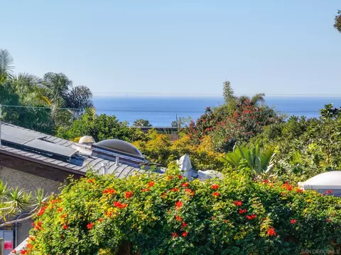 View/Area - 554 556 Stratford Dr, Encinitas, CA 92024 photo 3 of 6